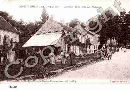 Ville de MONTREUILAUXLIONS, carte postale ancienne