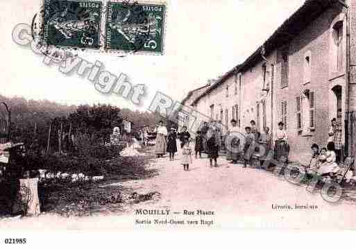 Ville de MOUILLY, carte postale ancienne