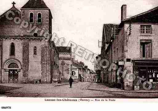 Ville de LUSSACLESCHATEAUX, carte postale ancienne