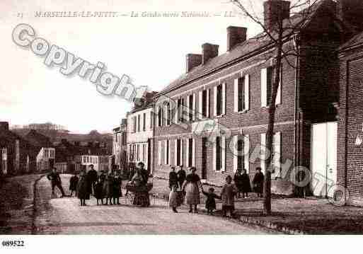 Ville de MARSEILLEENBEAUVAISISLEPETIT, carte postale ancienne