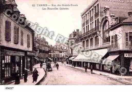 Ville de TARBES, carte postale ancienne