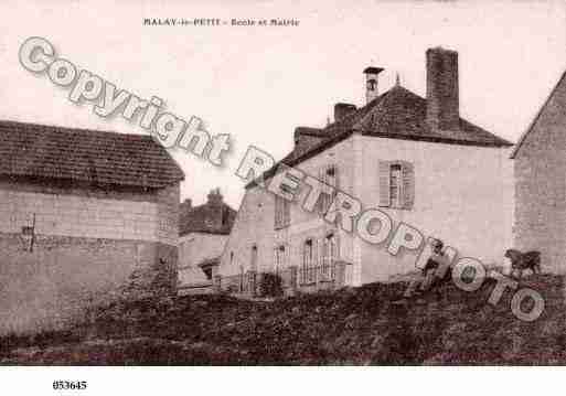 Ville de MALAYLEPETIT, carte postale ancienne