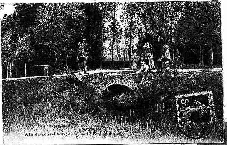 Ville de ATHIESSLAON, carte postale ancienne