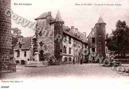 Ville de SALERS, carte postale ancienne