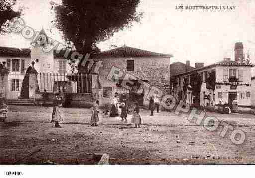 Ville de MOUTIERSSURLELAY, carte postale ancienne