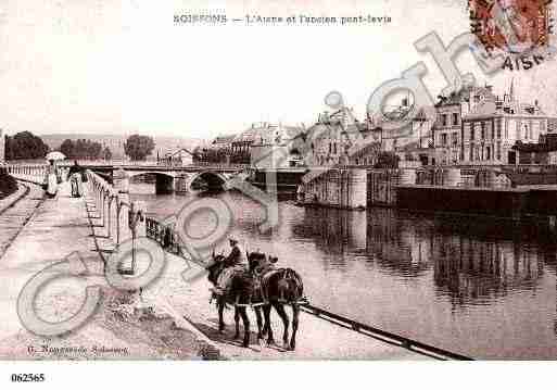 Ville de SOISSONS, carte postale ancienne