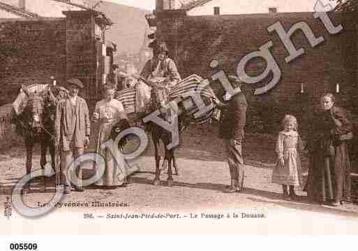 Ville de SAINTJEANPIEDDEPORT, carte postale ancienne