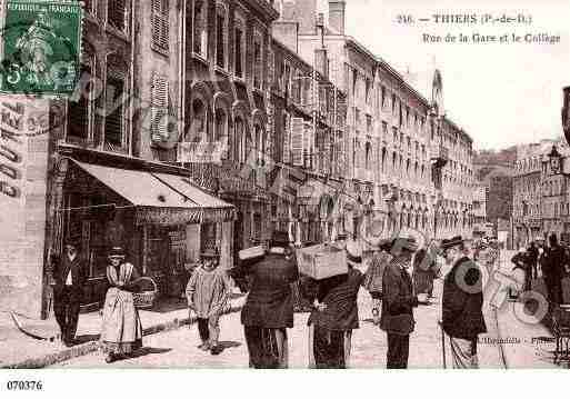 Ville de THIERS, carte postale ancienne