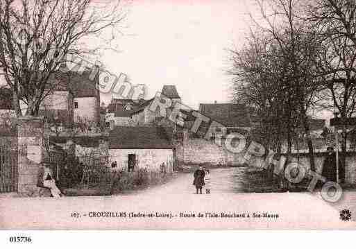 Ville de CROUZILLES, carte postale ancienne