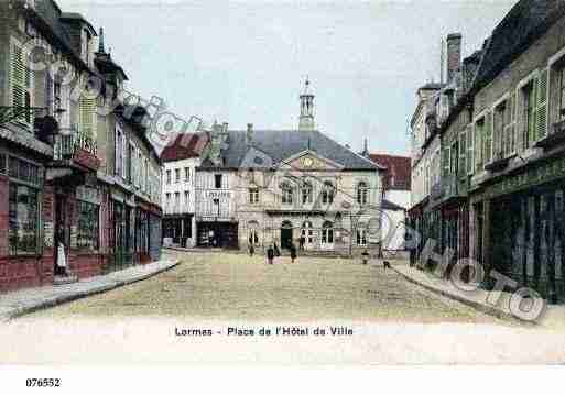 Ville de LORMES, carte postale ancienne