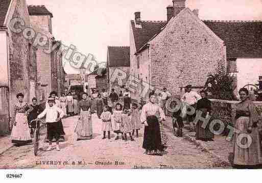 Ville de LIVERDYENBRIE, carte postale ancienne