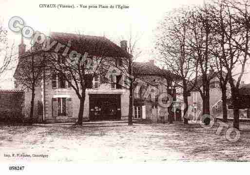 Ville de CIVAUX, carte postale ancienne