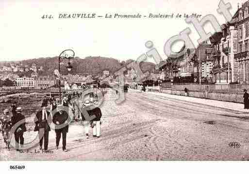 Ville de DEAUVILLE, carte postale ancienne