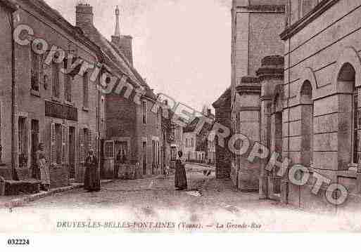 Ville de DRUYESLESBELLESFONTAINES, carte postale ancienne