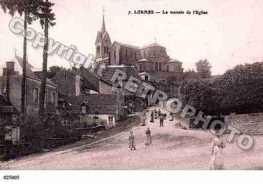 Ville de LORMES, carte postale ancienne