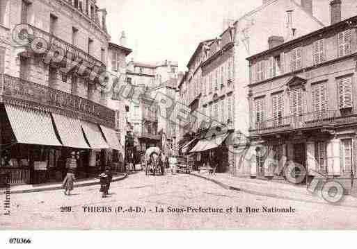 Ville de THIERS, carte postale ancienne