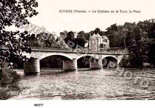 Ville de CIVAUX, carte postale ancienne