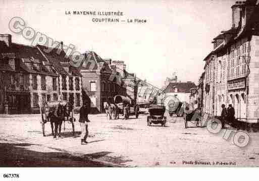 Ville de COUPTRAIN, carte postale ancienne