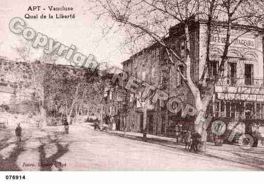 Ville de APT, carte postale ancienne