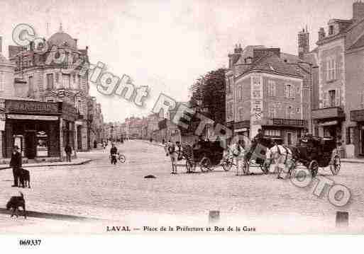 Ville de LAVAL, carte postale ancienne