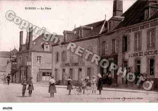 Ville de DORNES, carte postale ancienne