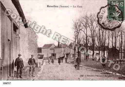 Ville de REVELLES, carte postale ancienne